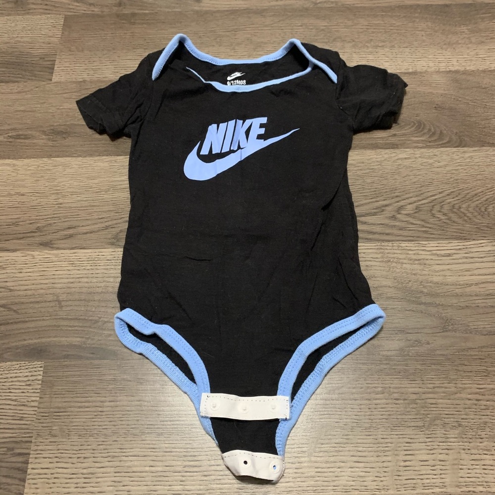 ⭐️LAST CHANCE⭐️ NIKE onesie